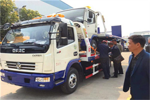 陆河汽车道路救援拖车价格